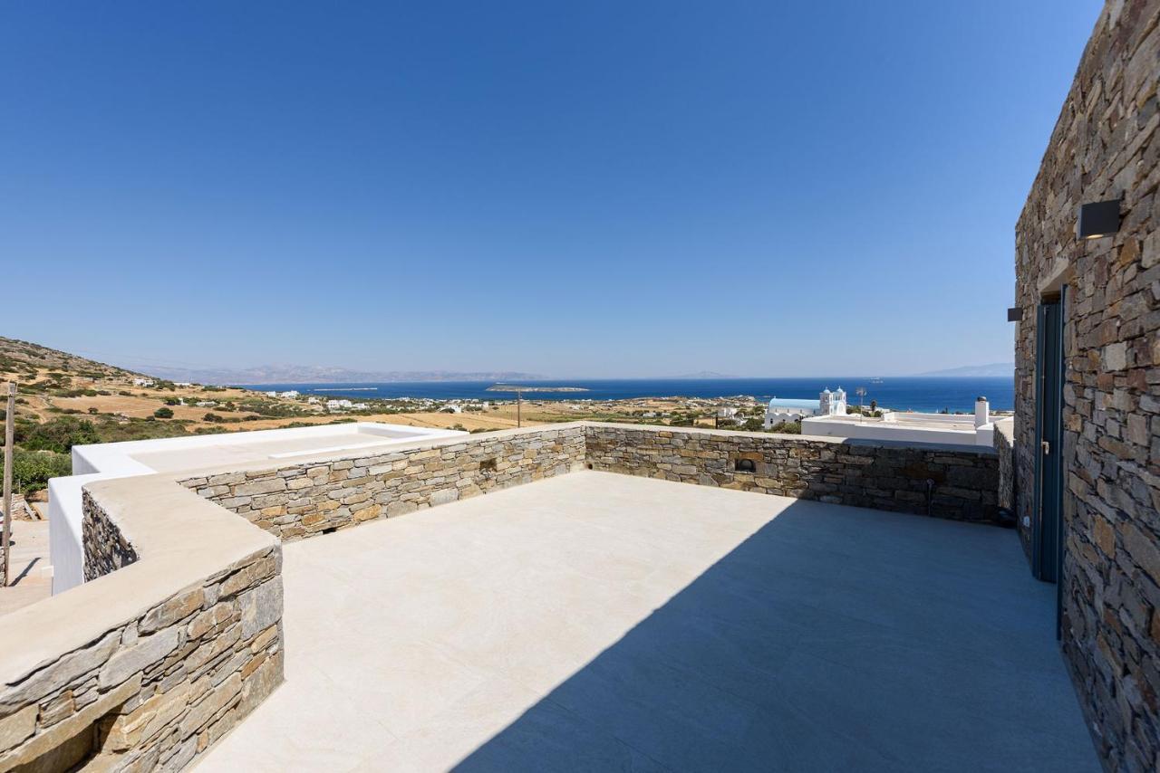 Vila Complex White And Rocks *
